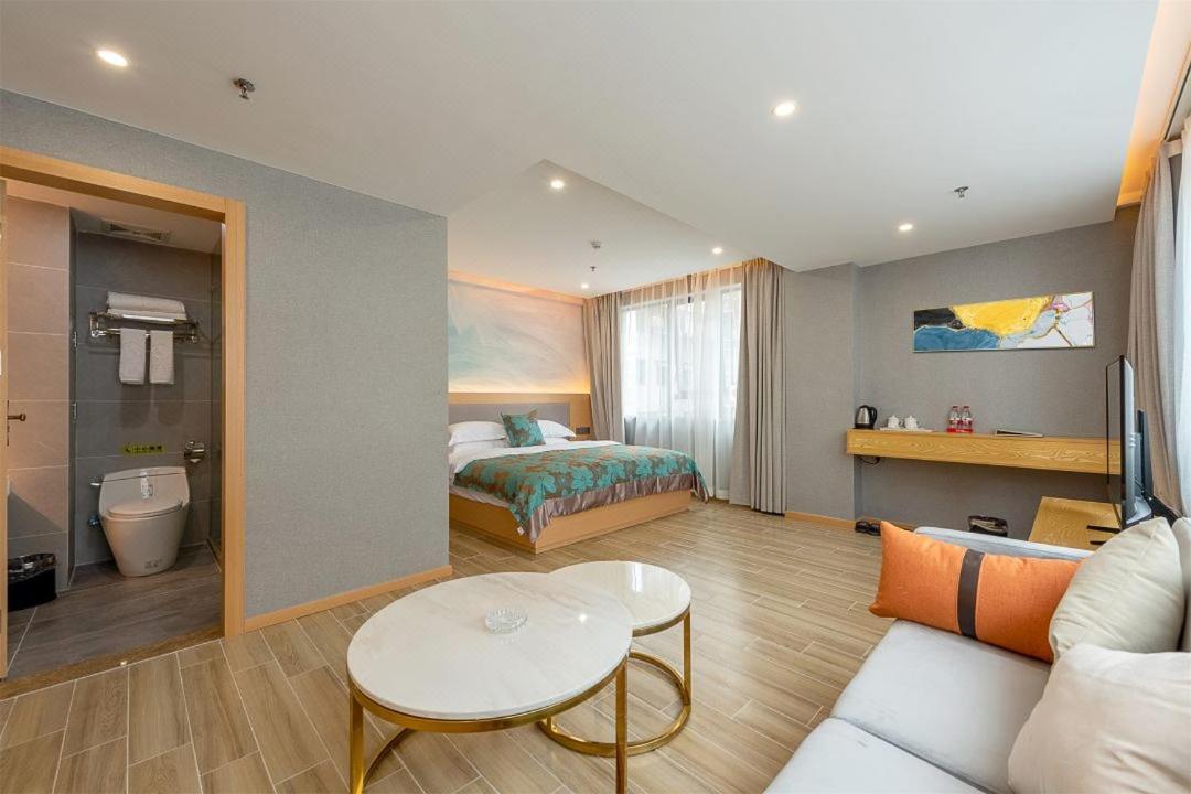 Hongxiang Hotel Canton Extérieur photo